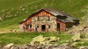 La place du village : L'alpage du Mirantin (Arêches-Beaufortain)